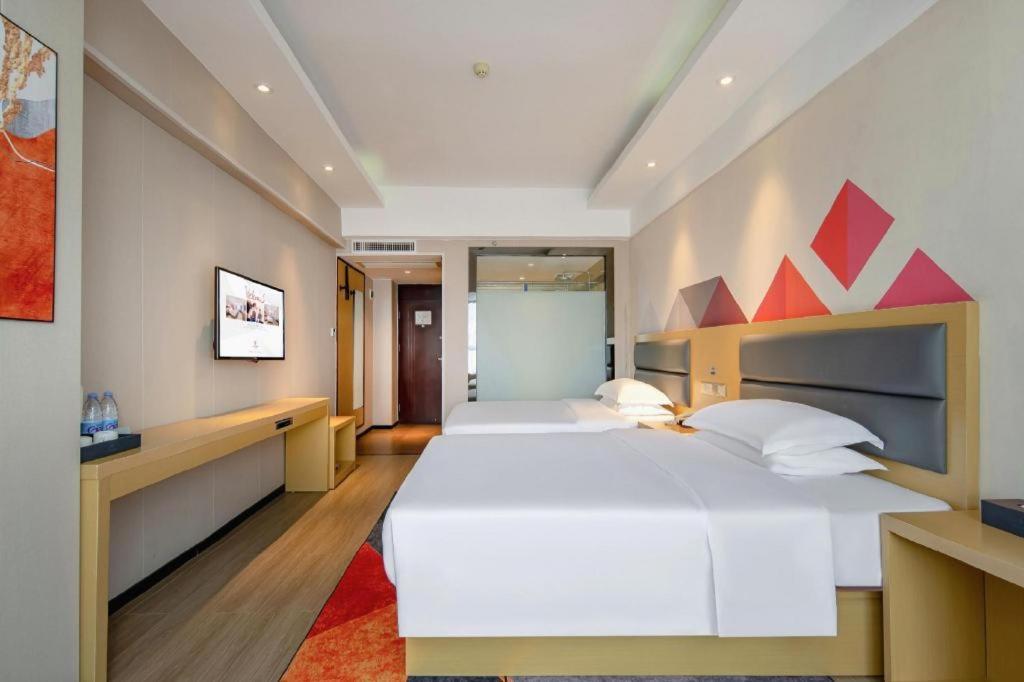 Borrman Hotel Fangchenggang Cross-Sea Bridge Eksteriør billede